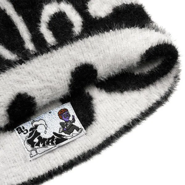Mirka fluff beanie - Crewneck District
