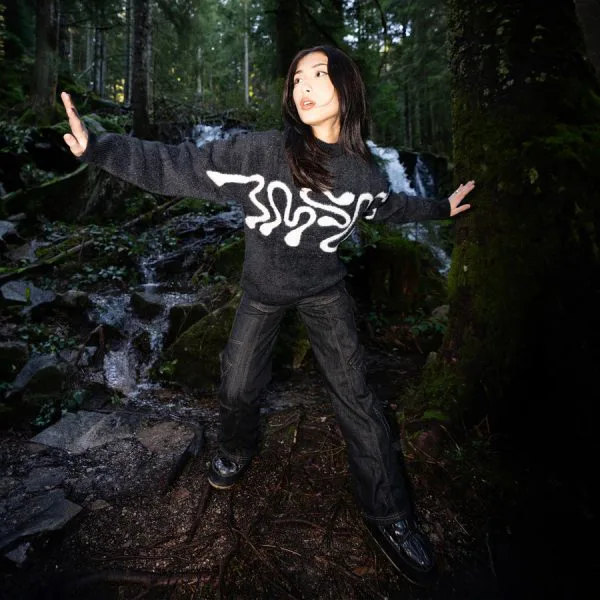 Mirka fluff knit - Crewneck District