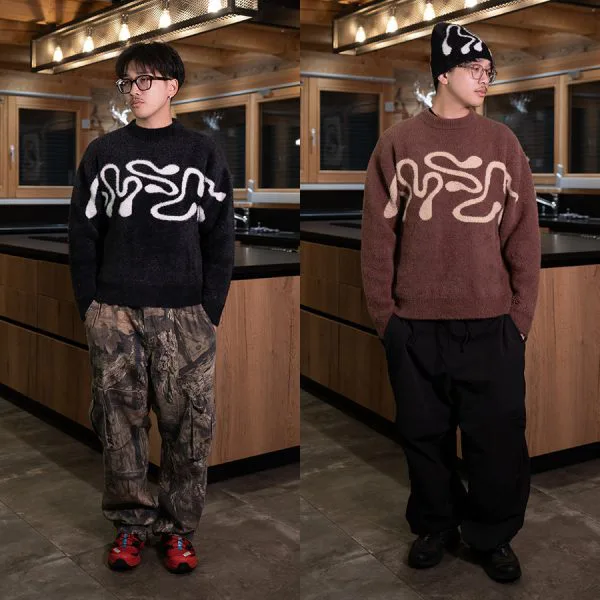 Mirka fluff knit - Crewneck District